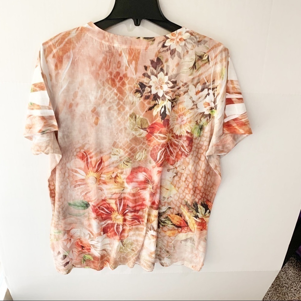 Studio Gem XXL Cream Red Floral Embellished Short Sleeve Top - Picture 2 of 5